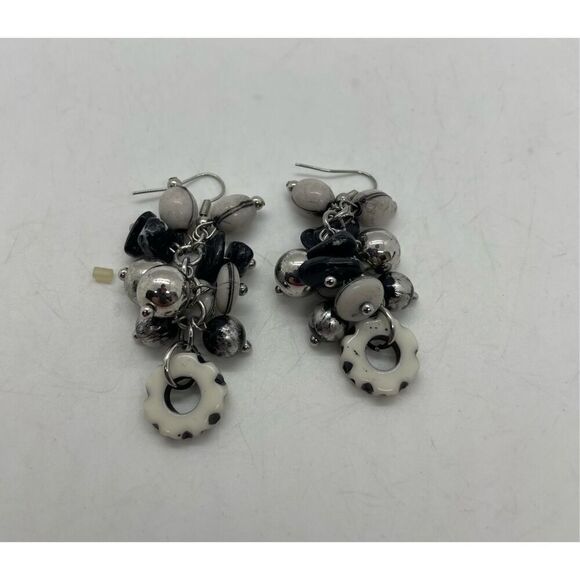 Bundle Lot Vintage Costume Pierced Earrings 5 pair - Picture 9 of 11